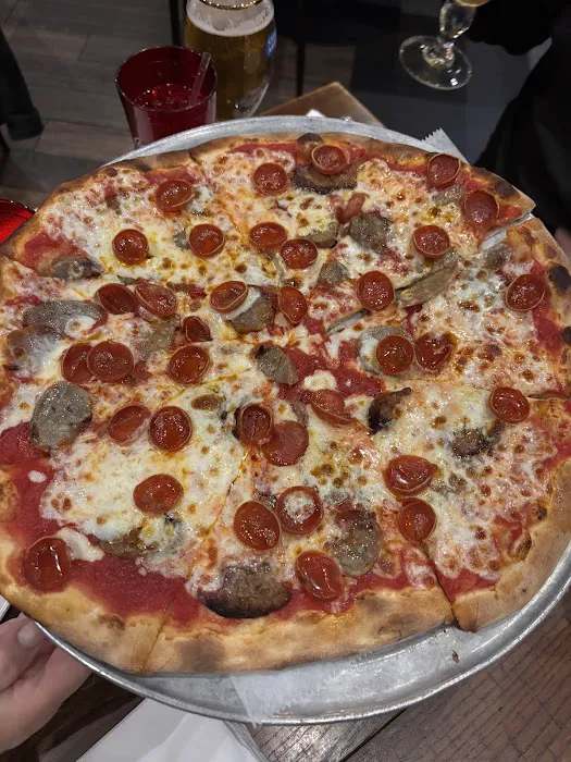 Patsy's Pizzeria Picture 2