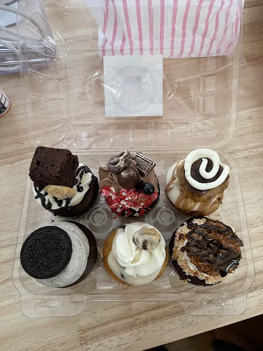 Caked Up Cafe Picture 9