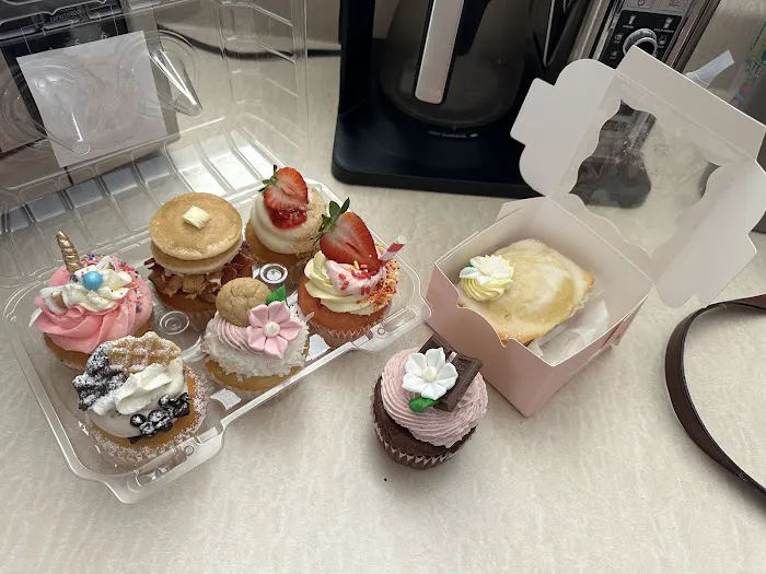 Caked Up Cafe Picture 8