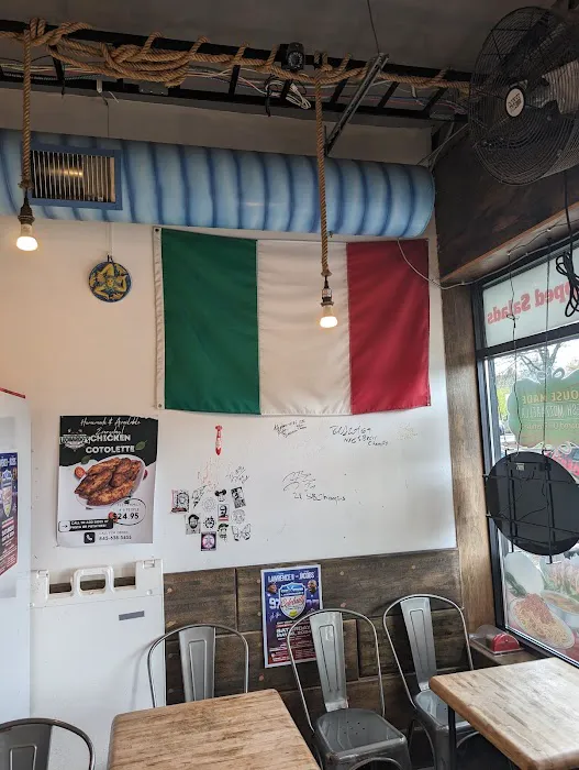 Leonardo's Italian Deli & Catering Picture 1