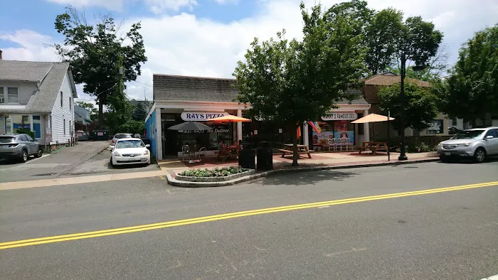Ray's Pizza & Restaurant Picture 4
