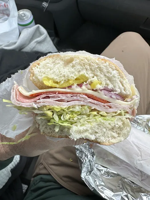 Raul's Nanuet Deli Picture 2