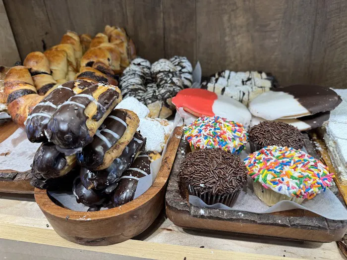 Sanders Bakery Picture 1