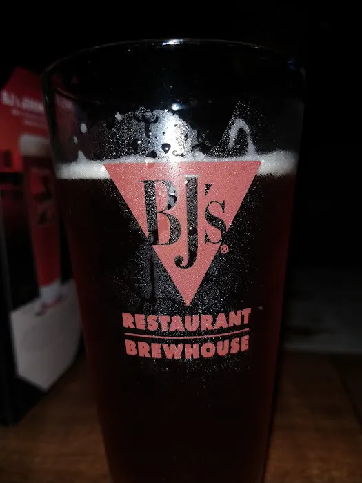 BJ's Restaurant & Brewhouse Picture 9