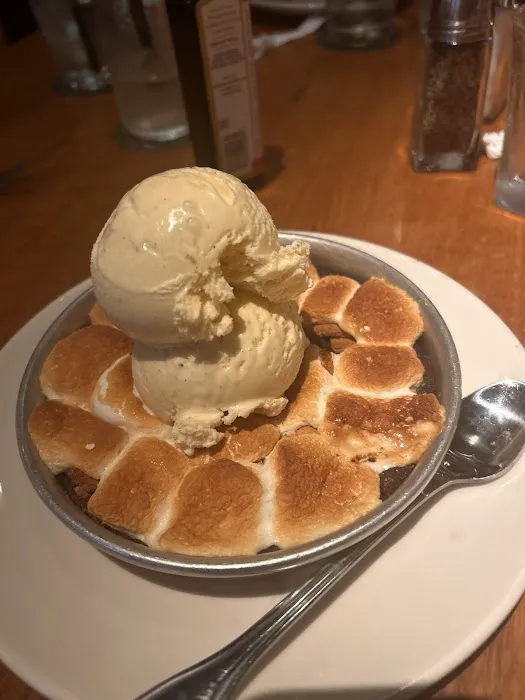 BJ's Restaurant & Brewhouse Picture 8