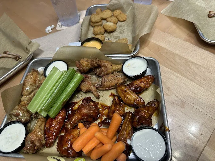 Buffalo Wild Wings Picture 10