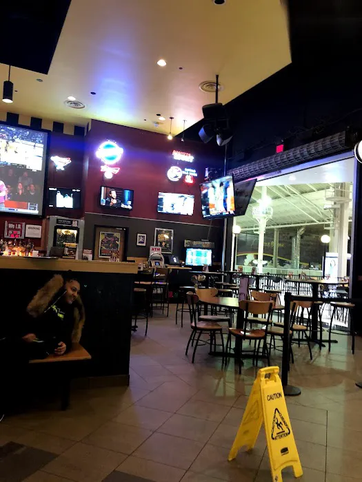 Buffalo Wild Wings Picture 1