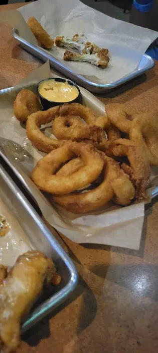 Buffalo Wild Wings Picture 7