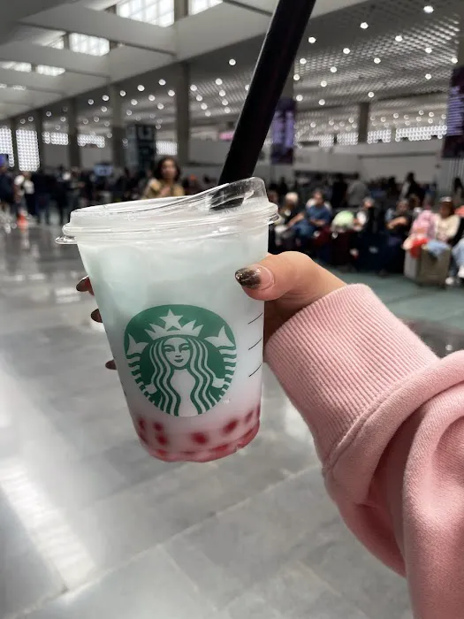 Starbucks Picture 1