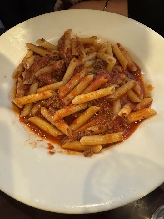 Ella New York Pizza and Pasta Picture 1