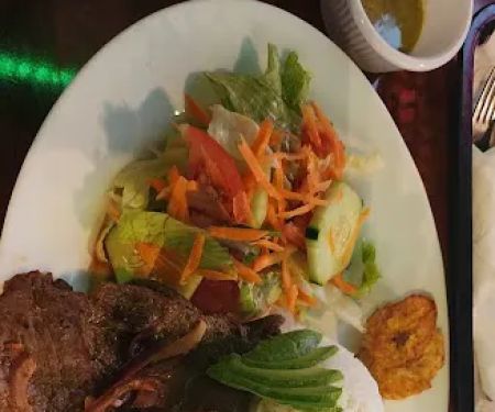 Maracas Bar & Grill