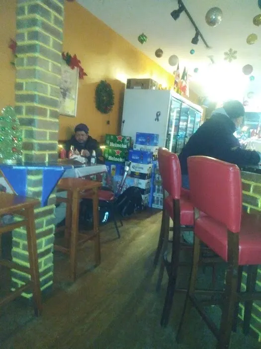 Riverfront Deli Picture 8