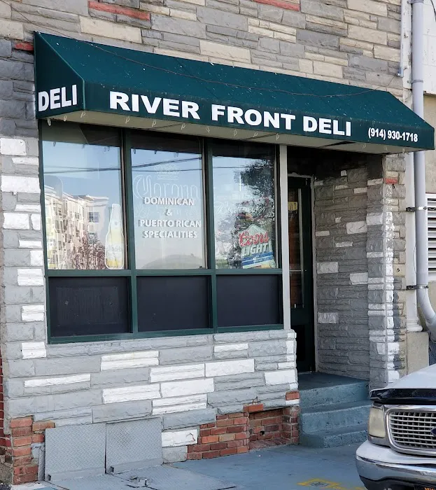 Riverfront Deli Picture 3