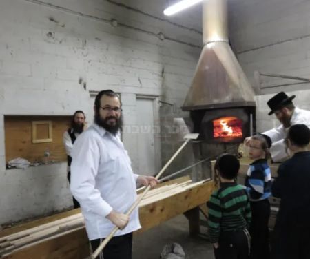Skvere Matzah Bakery