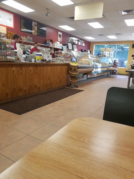 Hilltop Deli & Pizza Picture 4