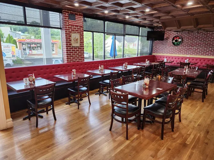 La Familia Restaurant Picture 4