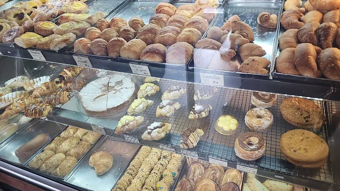 Las Chicas Bakery & Cafe Picture 8