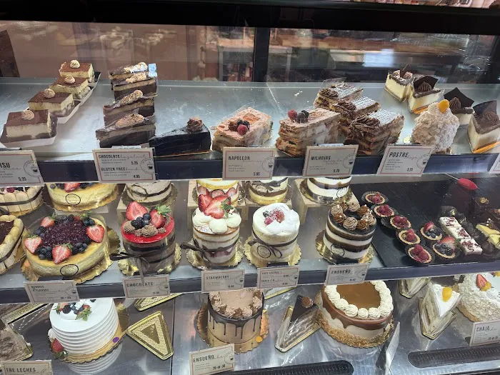 Las Chicas Bakery & Cafe Picture 3
