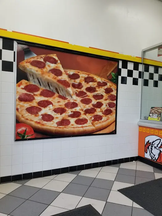 Little Caesars Pizza Picture 4