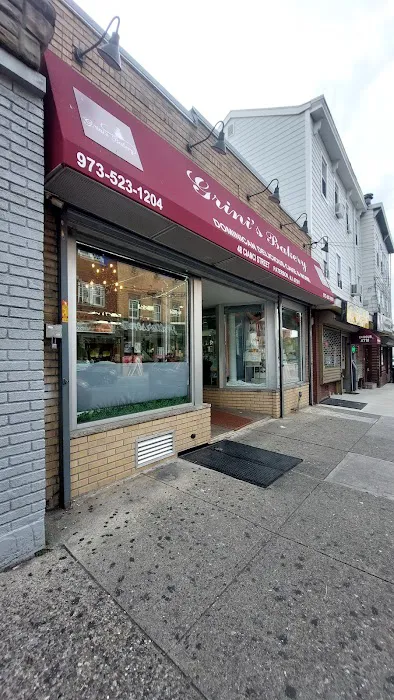 Grini's Bakery Picture 5