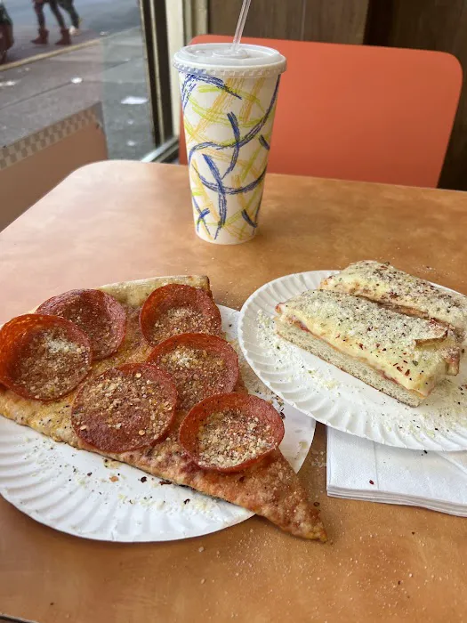 Broadway Pizza Picture 4