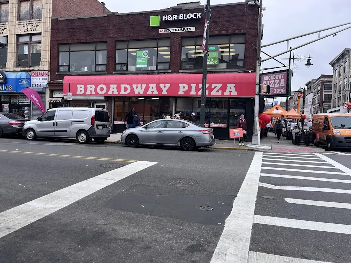 Broadway Pizza Picture 2
