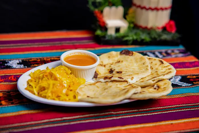 Antojitos Salvadoreños y Guatemaltecos Picture 2