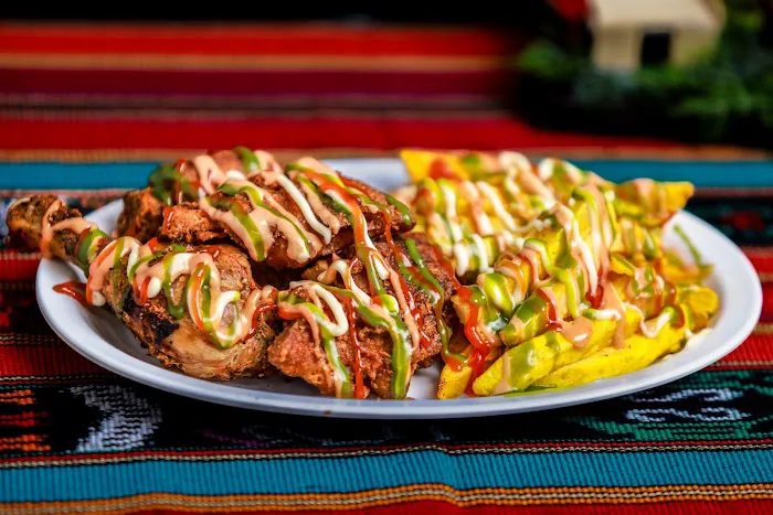 Antojitos Salvadoreños y Guatemaltecos Picture 5