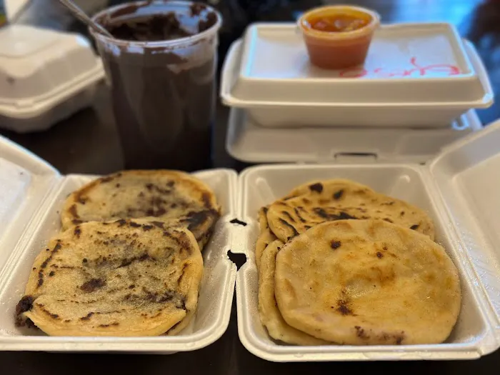 Antojitos Salvadoreños y Guatemaltecos Picture 1