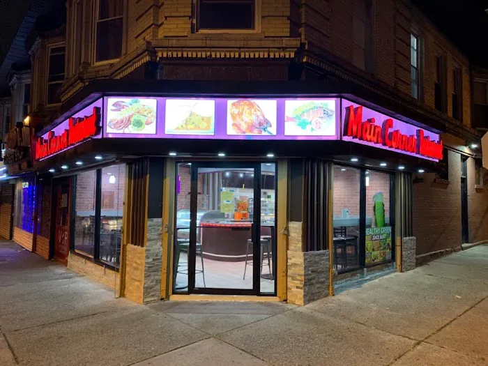 MAIN CORNER RESTAURANT Picture 9