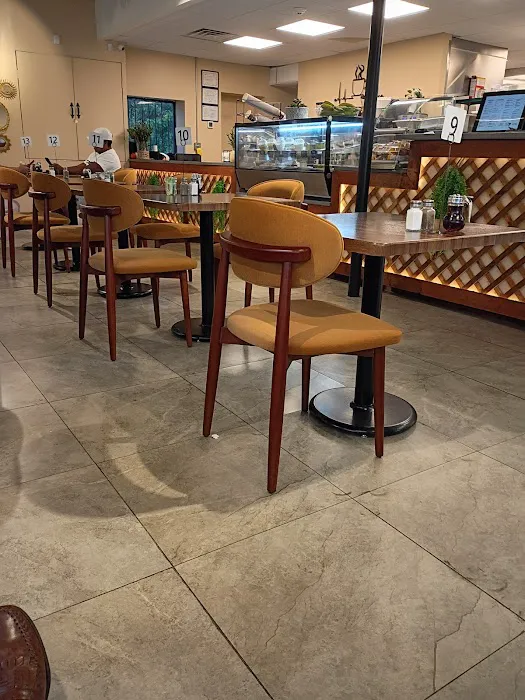 Silk Cafe Picture 6