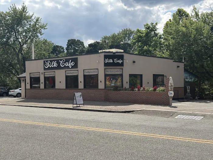 Silk Cafe Picture 8
