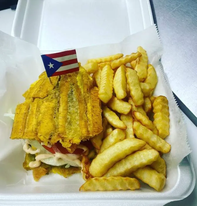 Mi Sabor Boricua Food Truck Picture 8