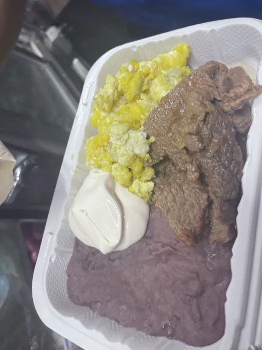 La catracha loka deli & grocery Llc Picture 7