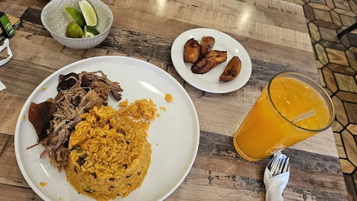El Sabor Tropical Restaurant Picture 3