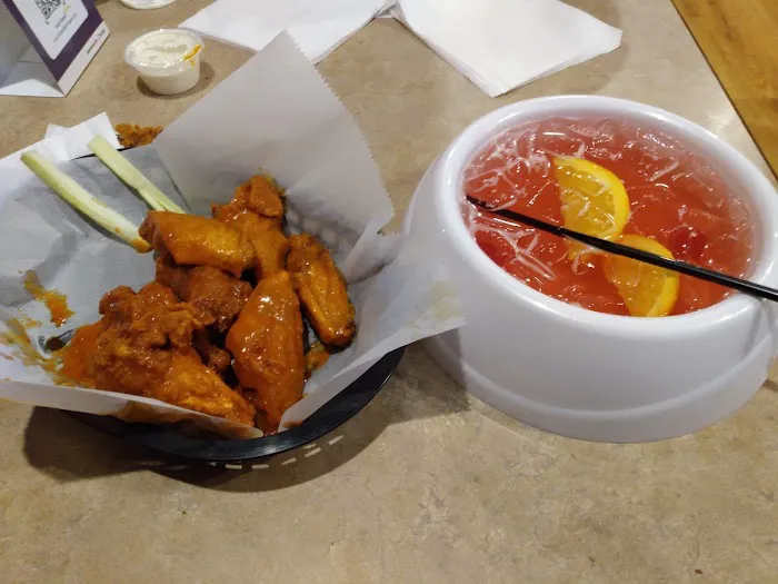 Underdog Bar & Grill Picture 2