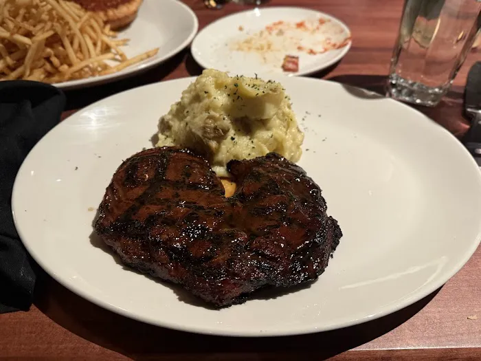 J. Alexander's Restaurant Picture 4
