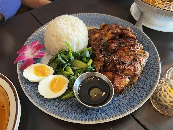 Nimman Thai Eatery Picture 1