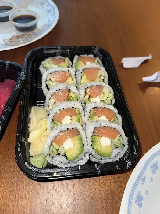 Sake Sushi & Poke Picture 6