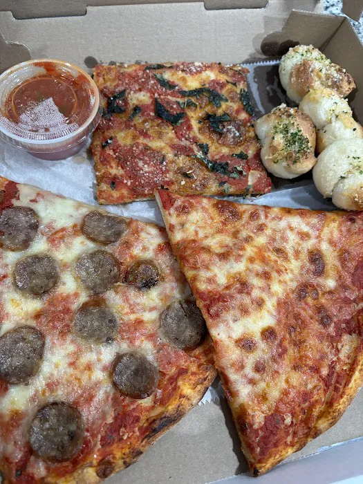 Mamma Mia’s Pizzeria Picture 2
