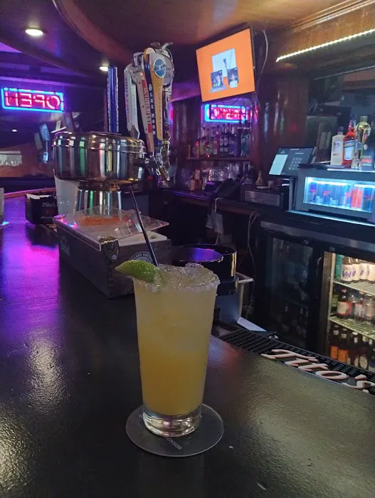 J's Bar & Grill Picture 6