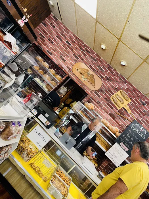 Pete's Delicatessen Picture 3
