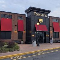 Tommys Tavern + Tap ico