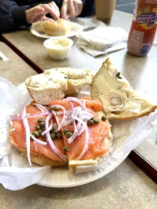Barry's Bagel & Deli Picture 6