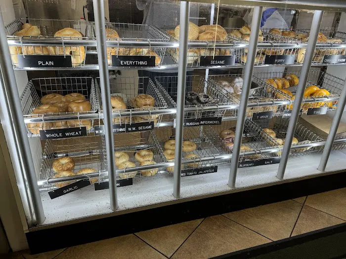 Barry's Bagel & Deli Picture 7