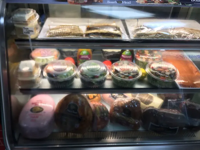Barry's Bagel & Deli Picture 10