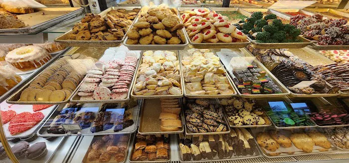 Plaza Pastry Shop Picture 7