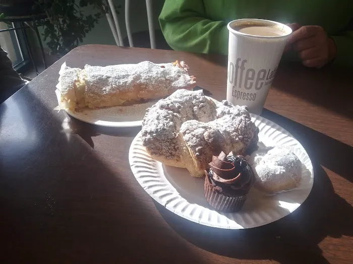 Plaza Pastry Shop Picture 8