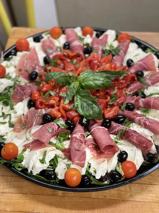 Agamie Gourmet Delicatessen & Caterers Picture 4