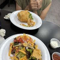 Muscle Maker Grill ico